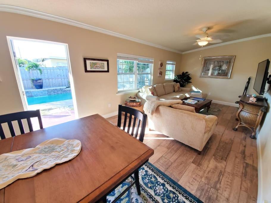 Bahamian Cottage - Heated Pool Walk To The Beach Cocoa Beach Exteriér fotografie
